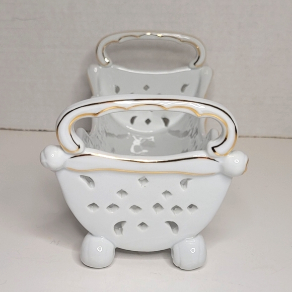 Cracker Serving Boat Vintage Porcelain Treasures Dish with 24kt Gold Trim - Picture 3 of 10